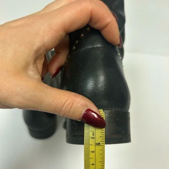 Frye Melissa Studded Boots Vintage Short Ankle Black Leather Women Sz 7 Moto - Picture 15 of 16